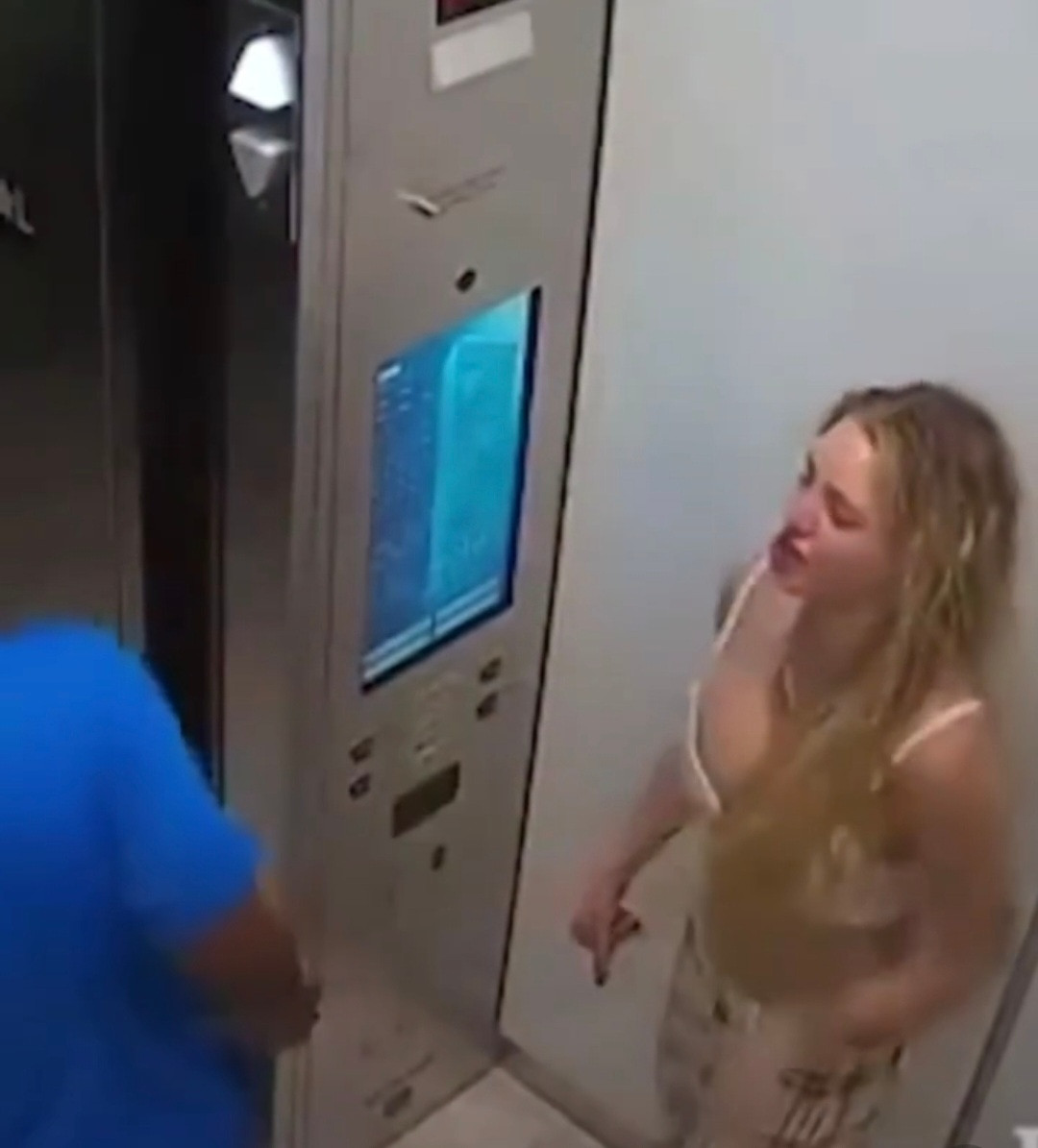 Courtney Clenney attacking Nigerian-American boyfriend Christian Obumseli in elevator months before she murdered him 1