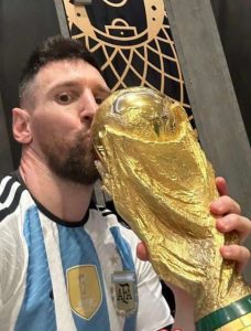 https://www.wikirise.com/wp-content/uploads/2022/12/1671454024_255_I-Cant-Believe-It-Messi-Writes-After-Winning-2022.jpg