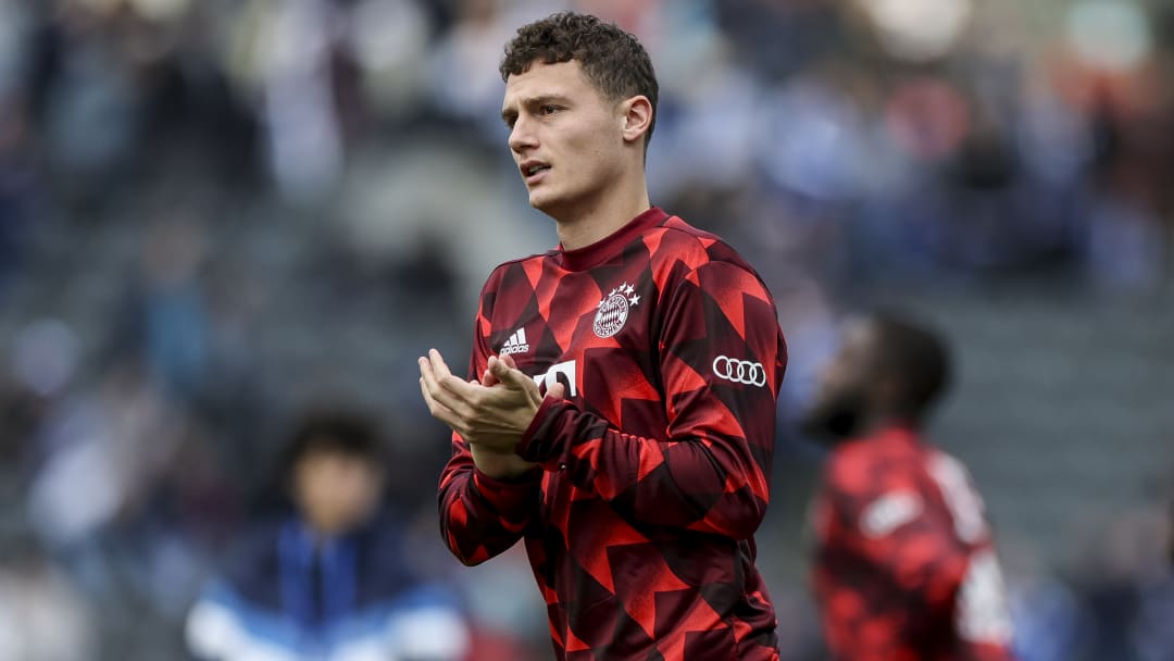 https://www.wikirise.com/wp-content/uploads/2022/12/Benjamin-Pavard-sent-transfer-warning-by-Bayern-Munich.jpg