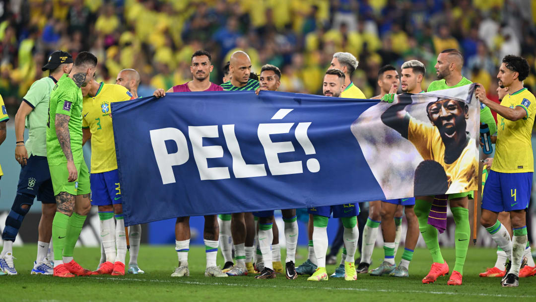 https://www.wikirise.com/wp-content/uploads/2022/12/Brazil-dedicate-World-Cup-win-against-South-Korea-to-Pele.jpg