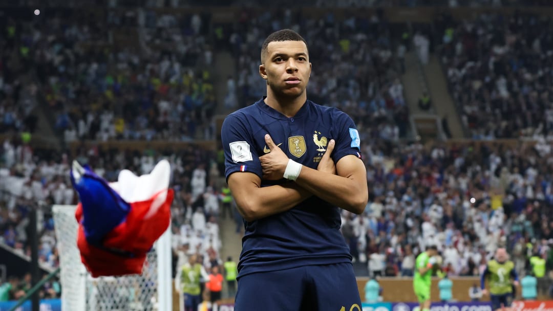 https://www.wikirise.com/wp-content/uploads/2022/12/Kylian-Mbappe-wins-World-Cup-Golden-Boot.jpg