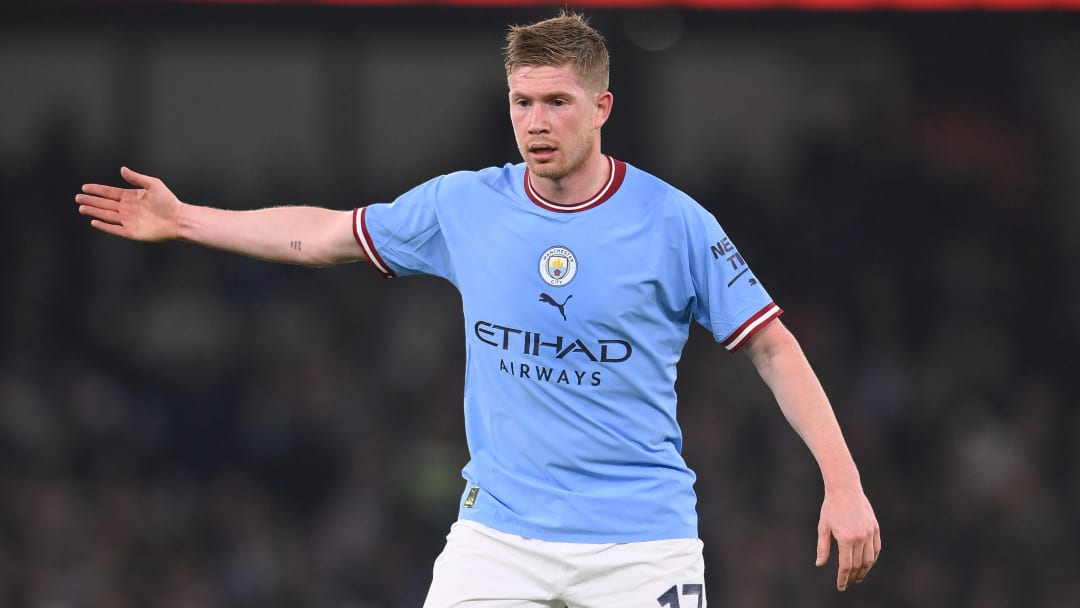 https://www.wikirise.com/wp-content/uploads/2022/12/Pep-Guardiola-reveals-what-makes-Kevin-De-Bruyne-039unstoppable039.jpg