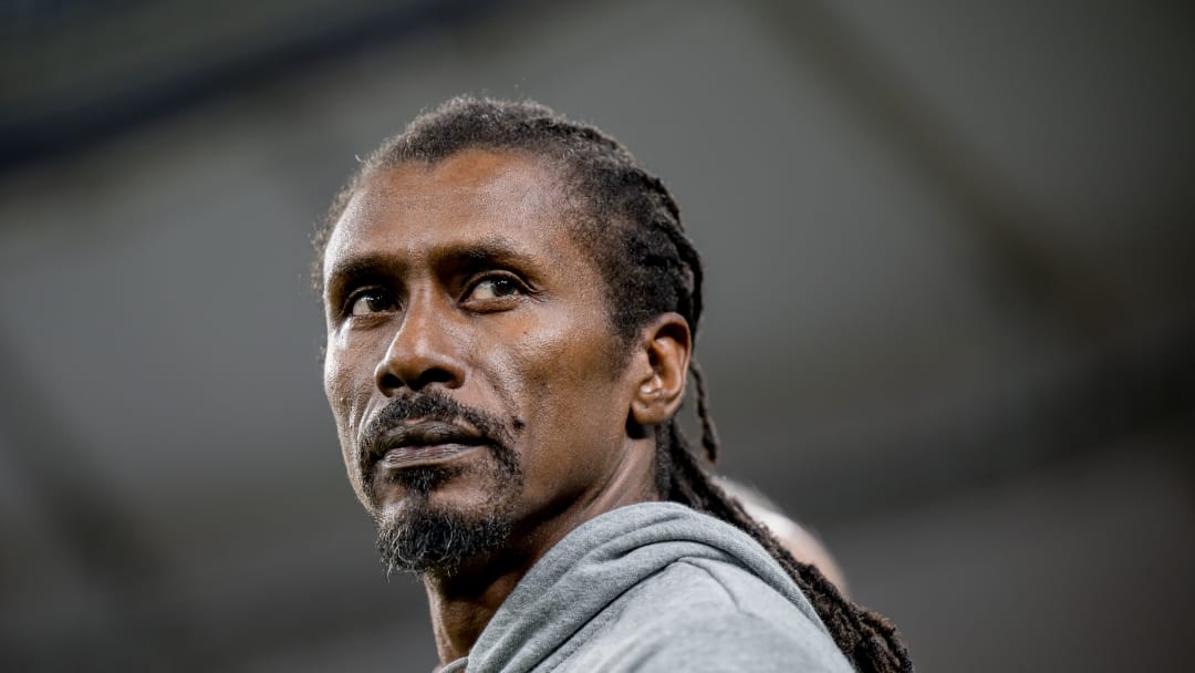 https://www.wikirise.com/wp-content/uploads/2022/12/Senegal-manager-Aliou-Cisse-at-risk-of-missing-England-clash.jpg