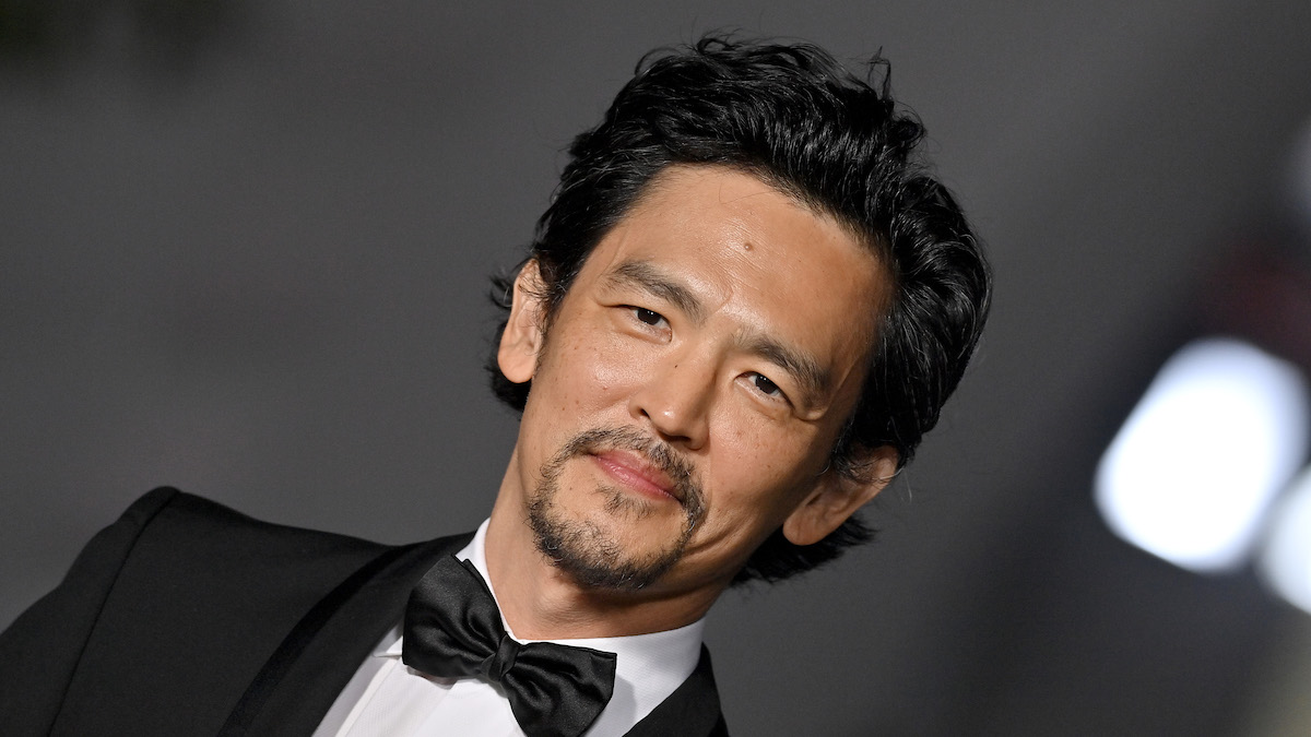 https://www.wikirise.com/wp-content/uploads/2022/12/They-Listen-John-Cho-amp-Katherine-Waterston-to-Lead-Horror.jpg