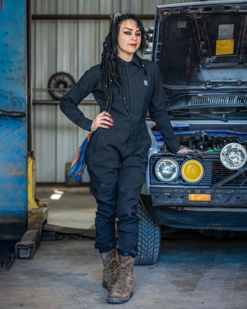 Faye Hadley in auto technician jumpsuits - Thrill NG